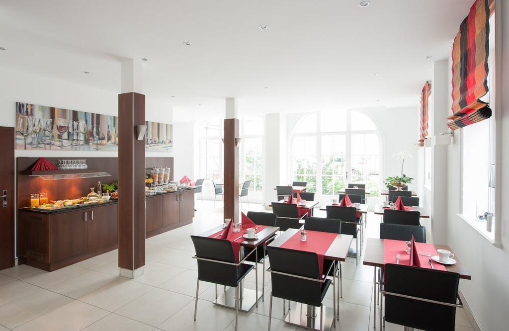 Hotel Am Burgmannshof Wunstorf Buitenkant foto